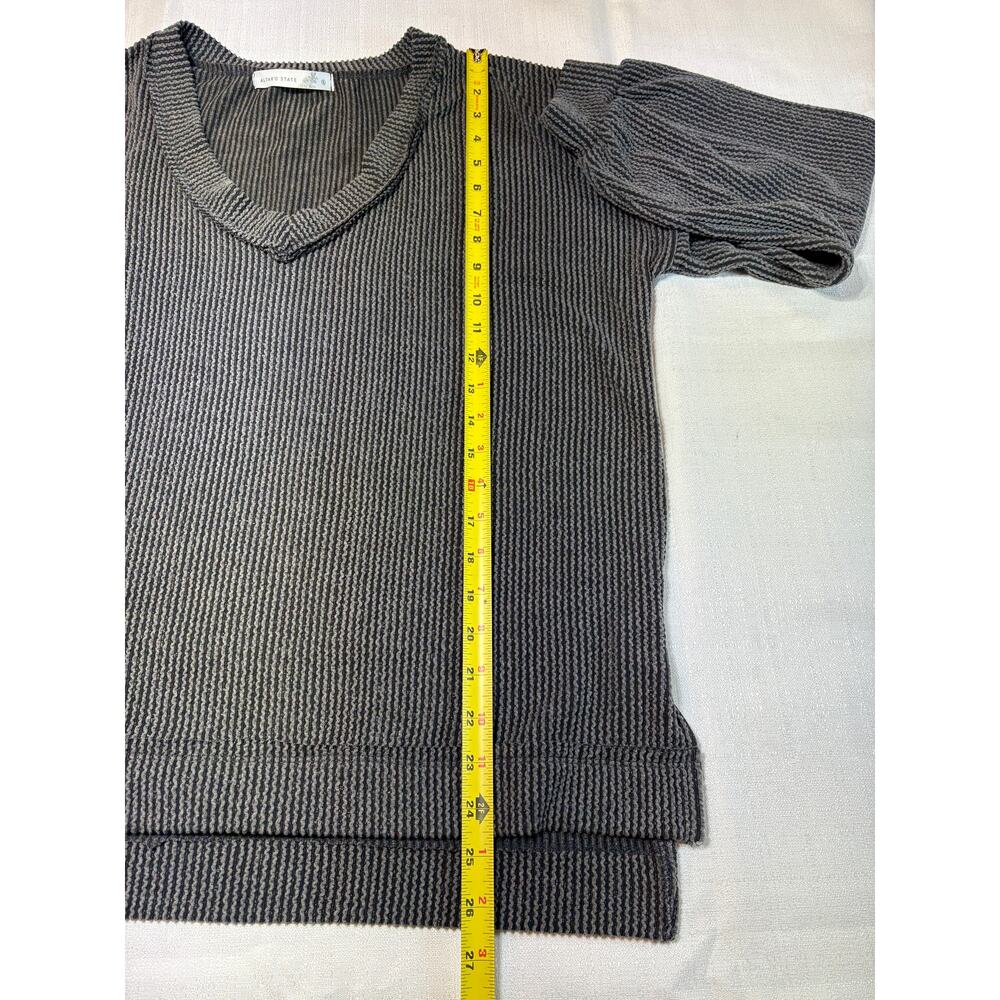 Altar'd State Layne Gray Oversized Ribbed Top Size S - Picture 5 of 10